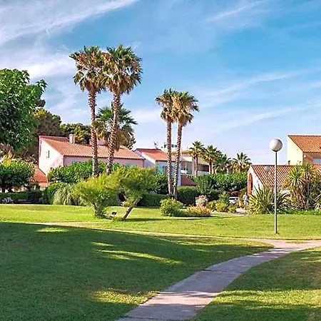 פארק נופש Village Club Thalassa 3*